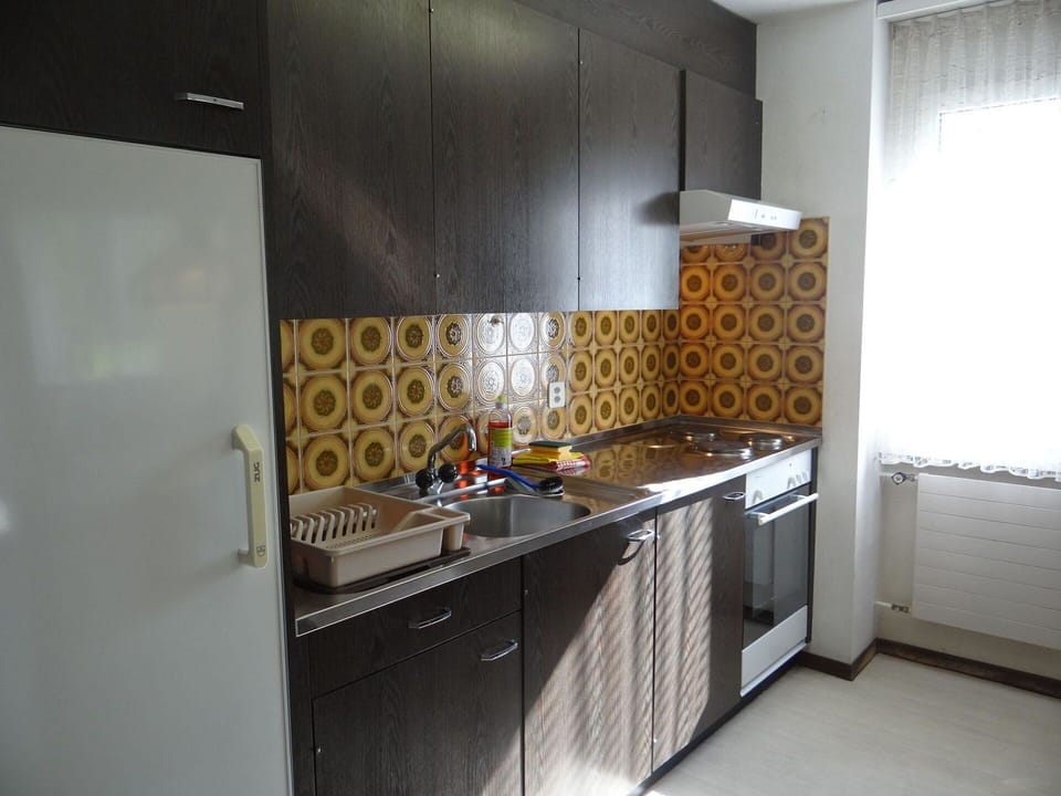 Water, Sky, Mountain, Azure, Natural Landscape, Cloud, Tree, Lake, Coastal And Oceanic Landforms, Bank