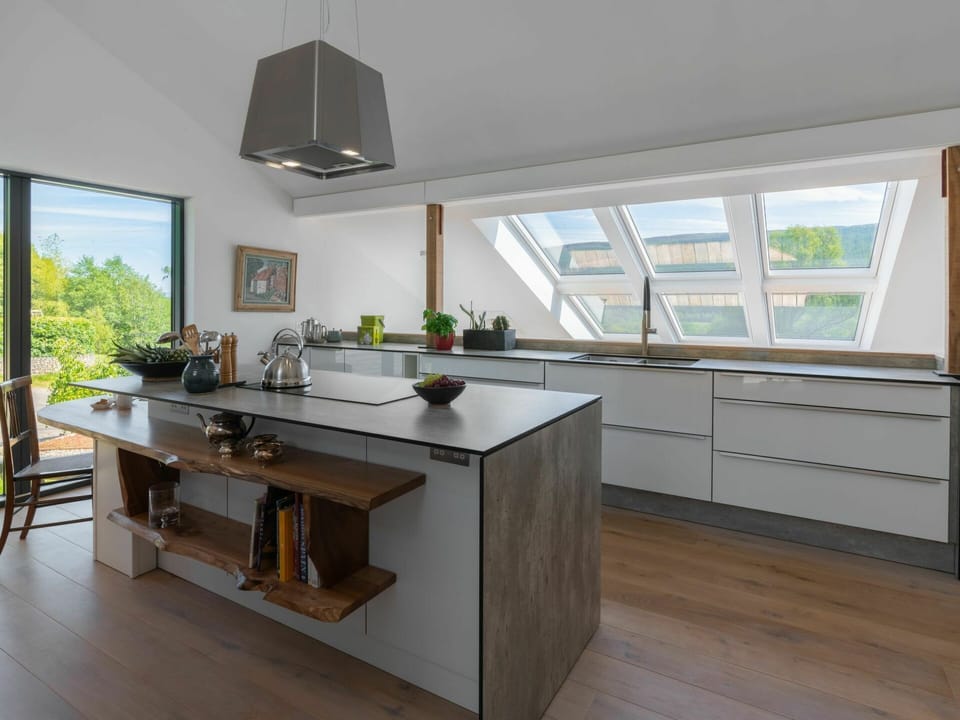 Cabinetry, Furniture, Countertop, Plant, Tap, Kitchen, Interior Design, Window, Wood, Kitchen Stove