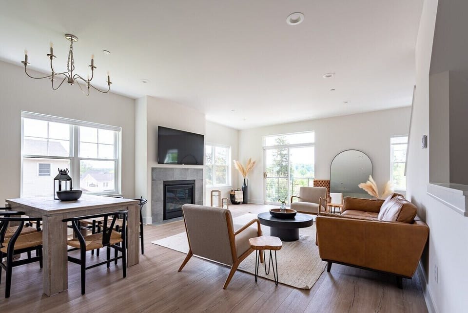 Living Room with fireplace, TV