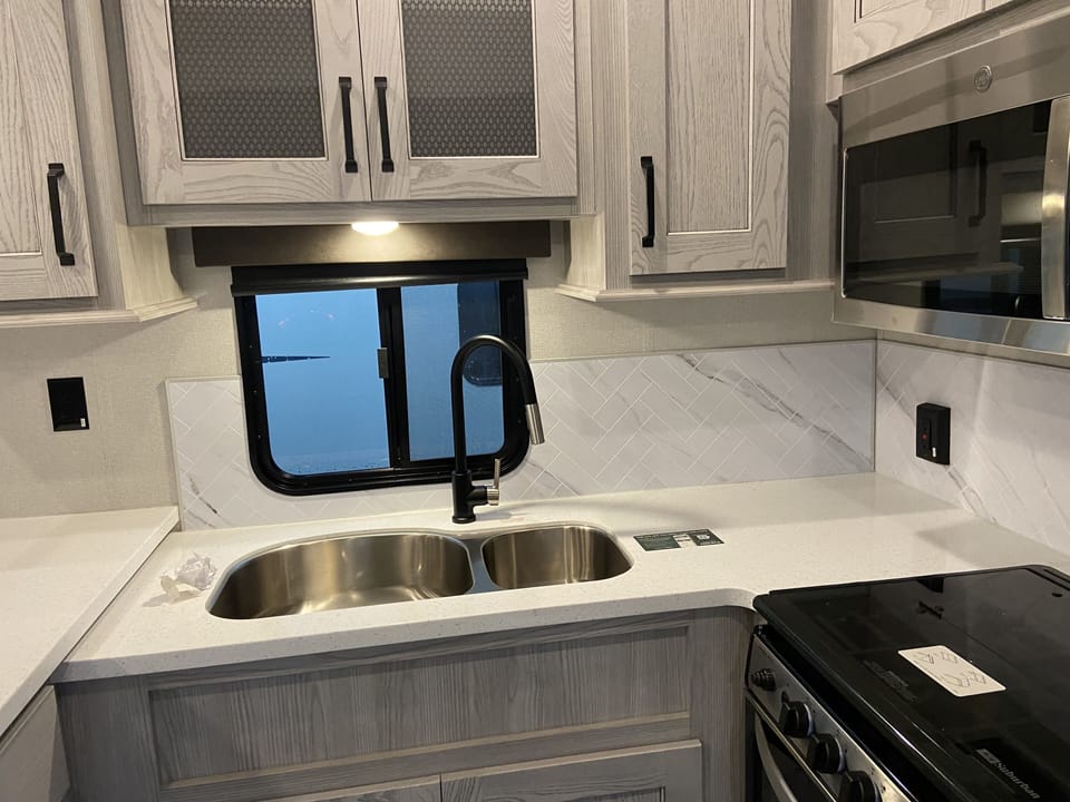 Kitchen with gas stove 