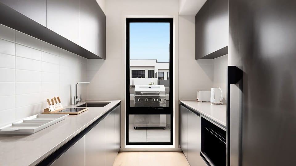 Anchorage Villa Walk-in Pantry