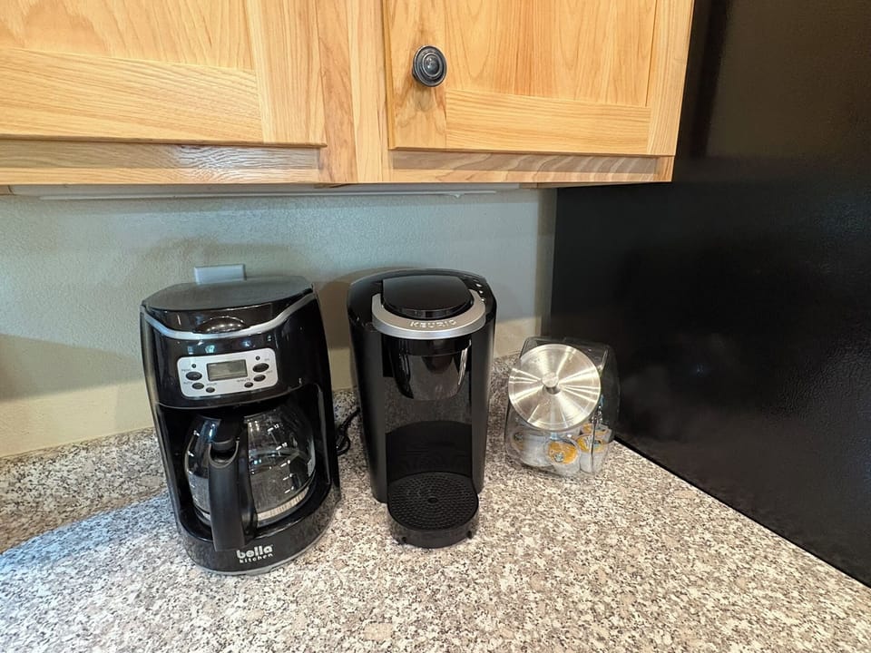 Traditional coffee maker and Keurig provided