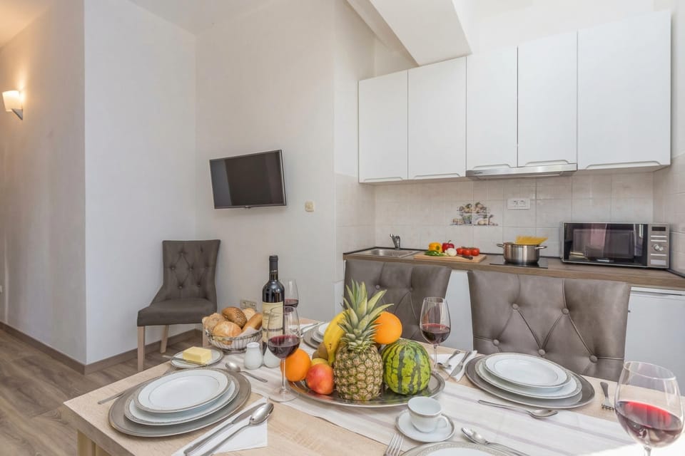 Kitchen and dining area