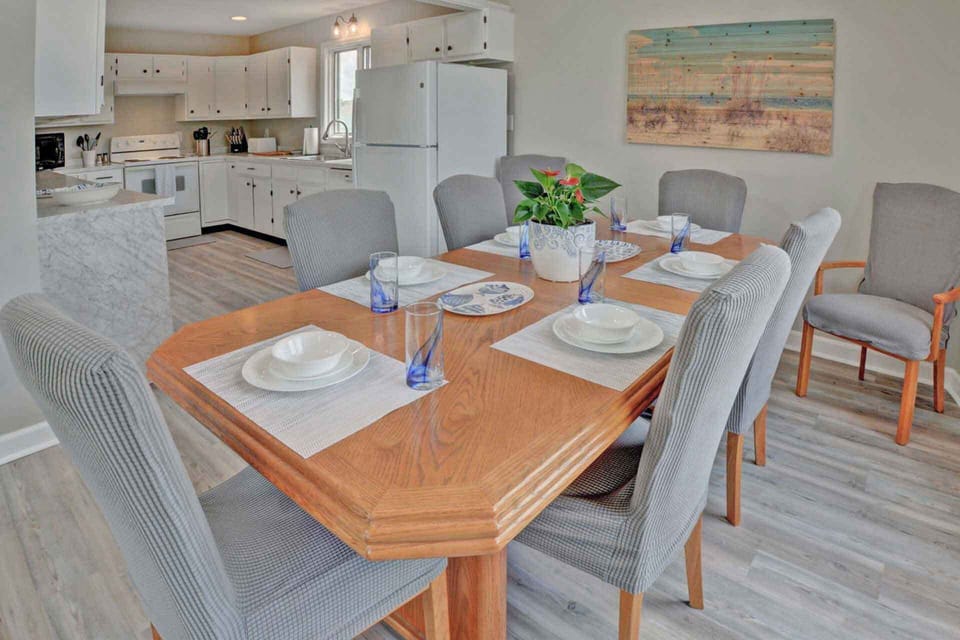 Top floor dining room