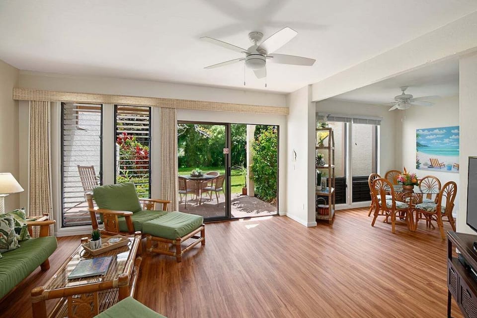 Living Room - Kahala 813