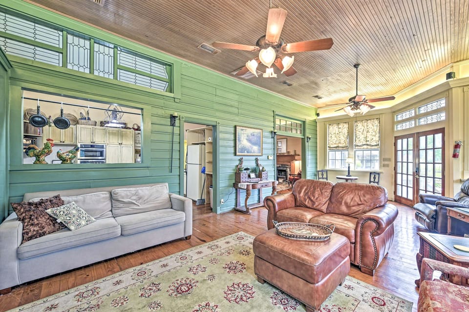 Living Room 1 | Queen Sleeper Sofa