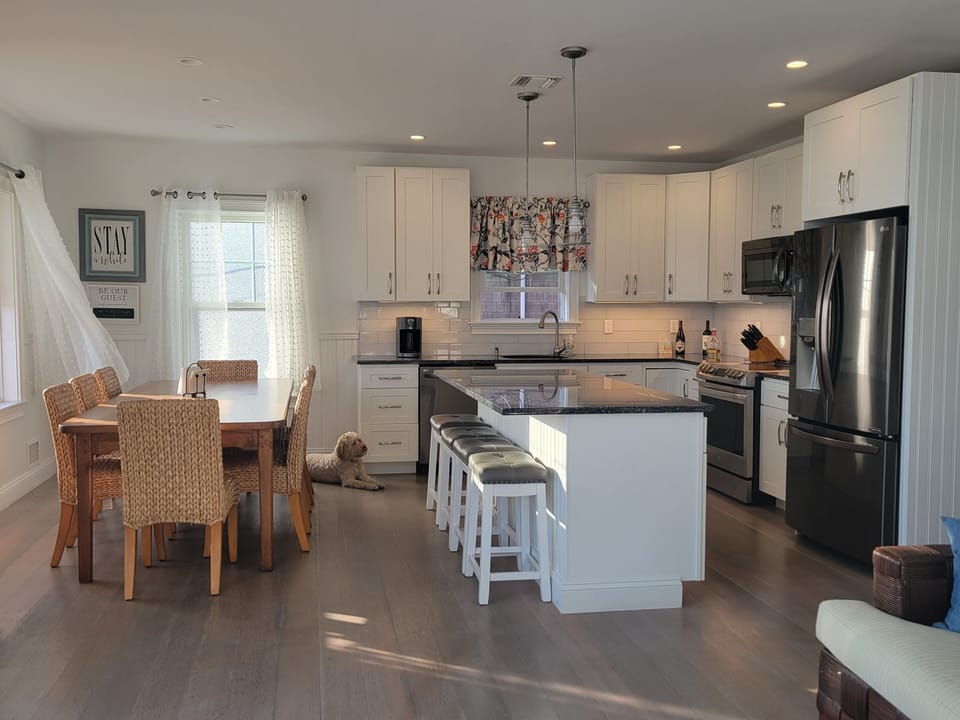 new black stainless appliances