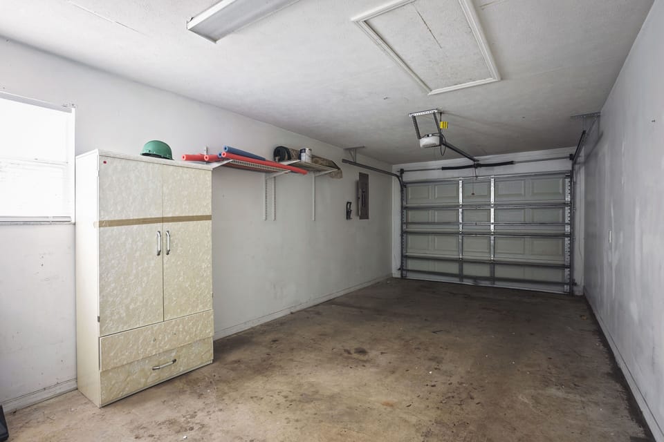 garage