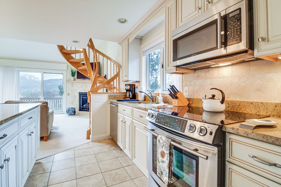 Kitchen | 1st Floor | Fully Equipped | Stainless Steel Appliances