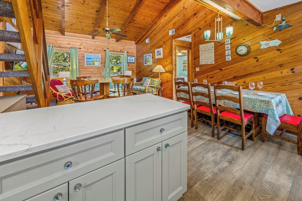 Surf or Sound Realty - 955 - Sealoft - Kitchen  -3