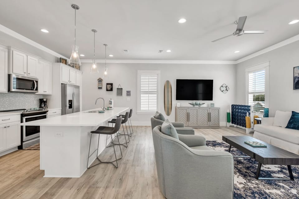 2nd Floor Open Concept Entertaining