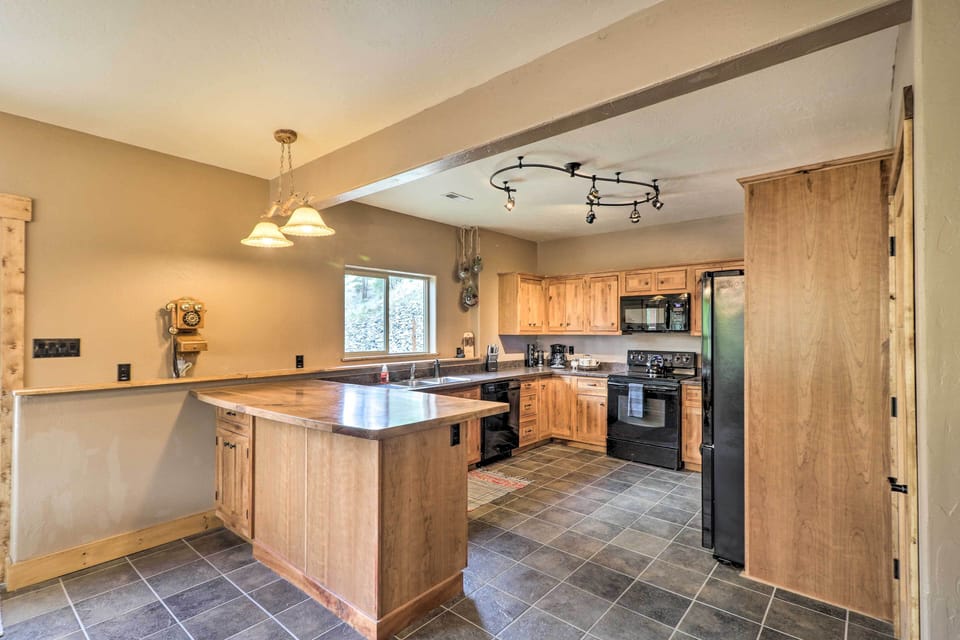 Kitchen | Fully Equipped w/ Cooking Basics | First Floor