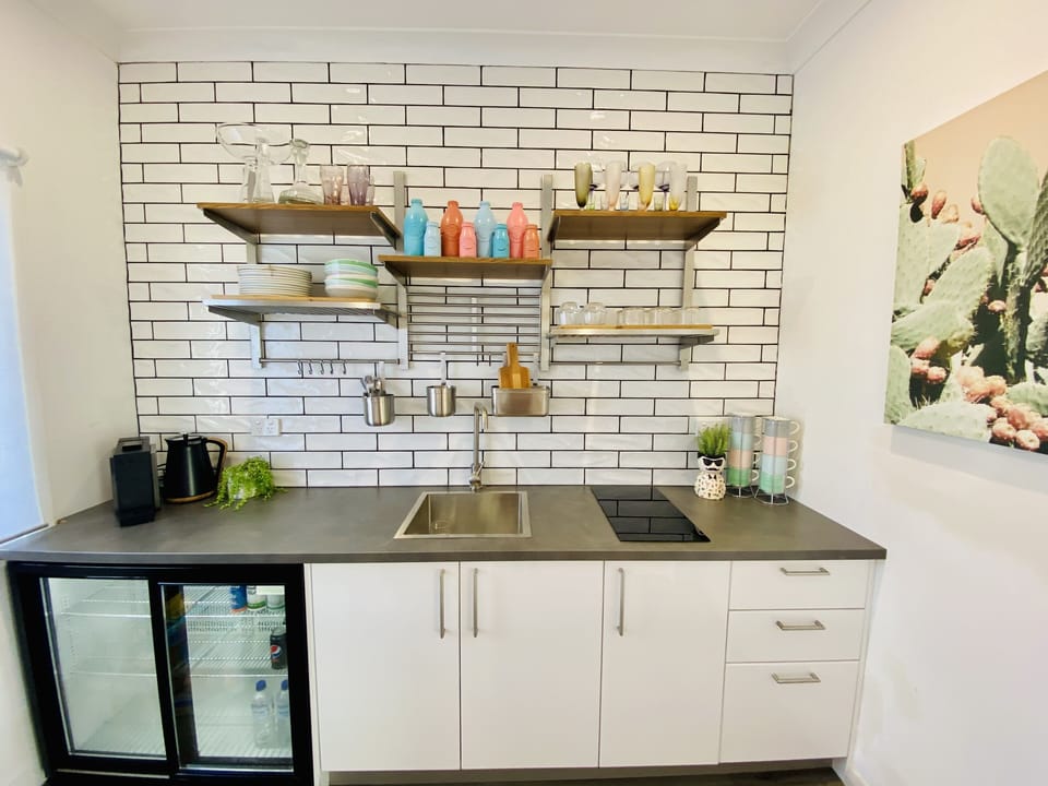 Kitchenette 