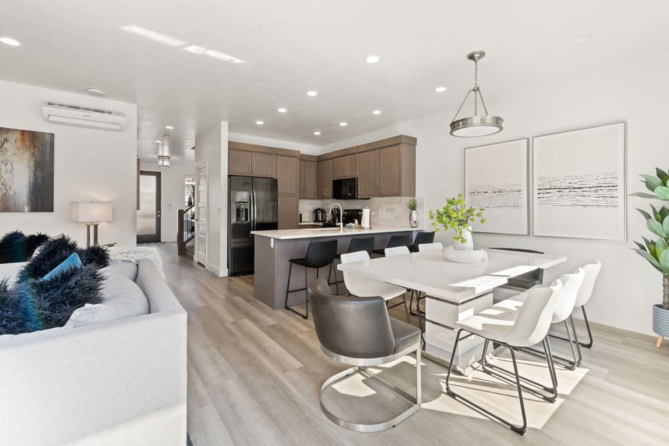 Dining Area and Kitchen
