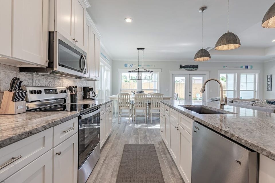Spacious Kitchen