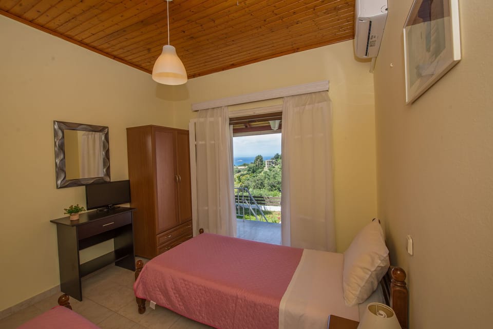 Nicoles House 2 Arillas Corfu Bedroom