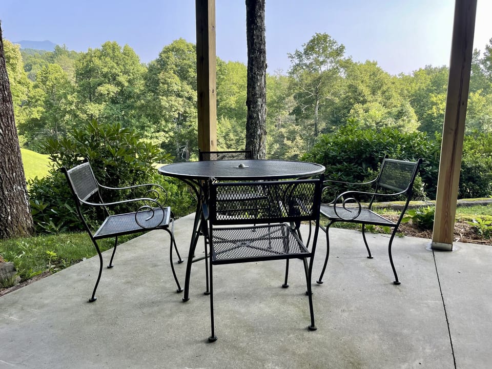 Enjoy breakfast/coffee on the downstairs patio