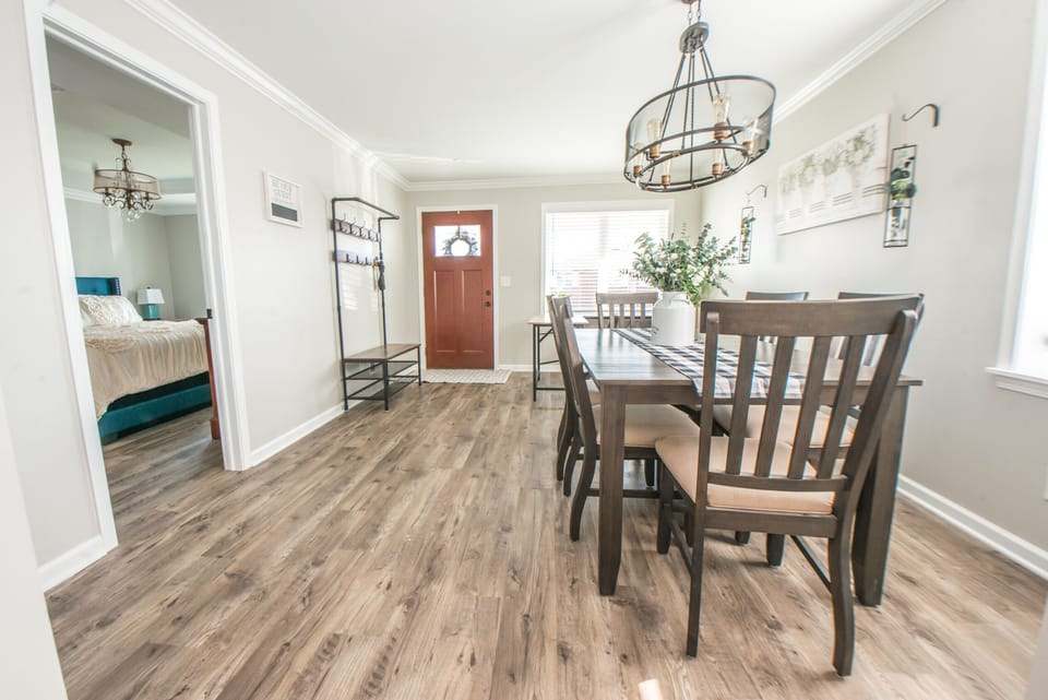 6 person dining table off kitchen.