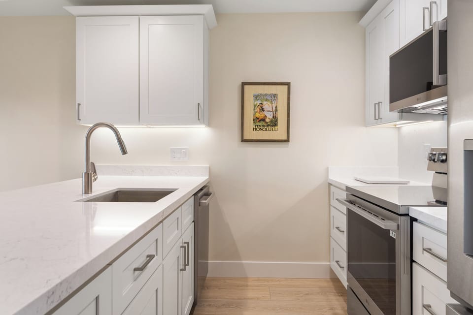 Kitchen – Lots of Storage