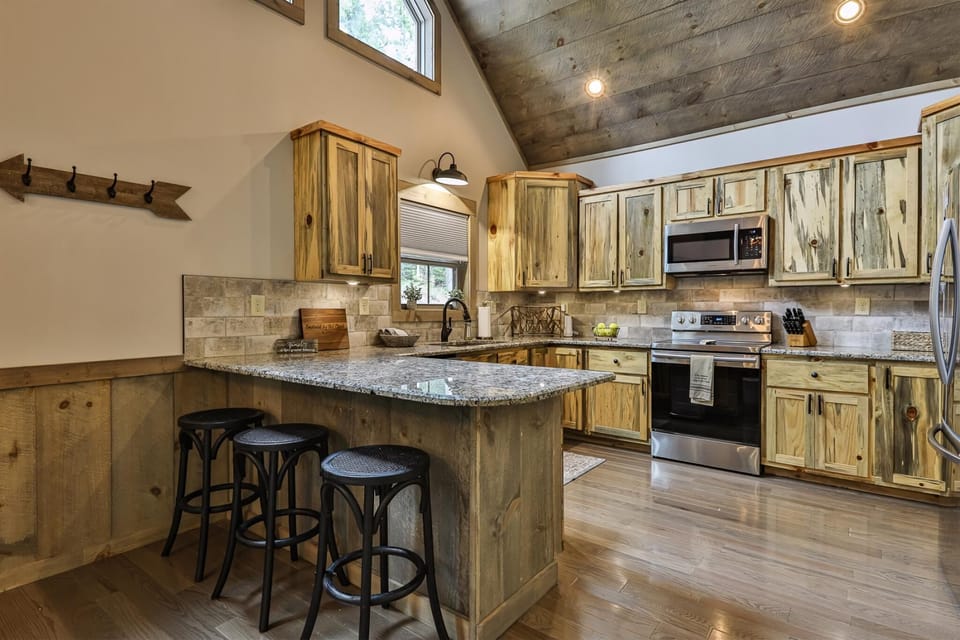 Fully equipped stainless steel kitchen 