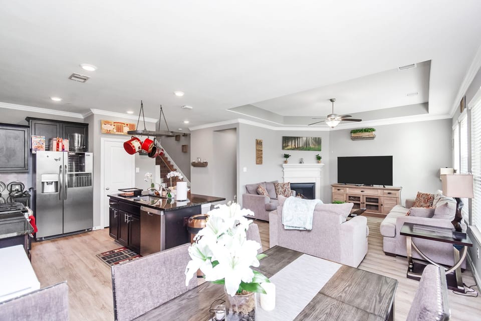 Full Service Kitchen with Large Island, pots and pans, blender, toaster, keurig