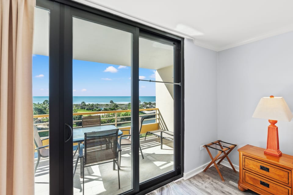 Master Bedroom Balcony