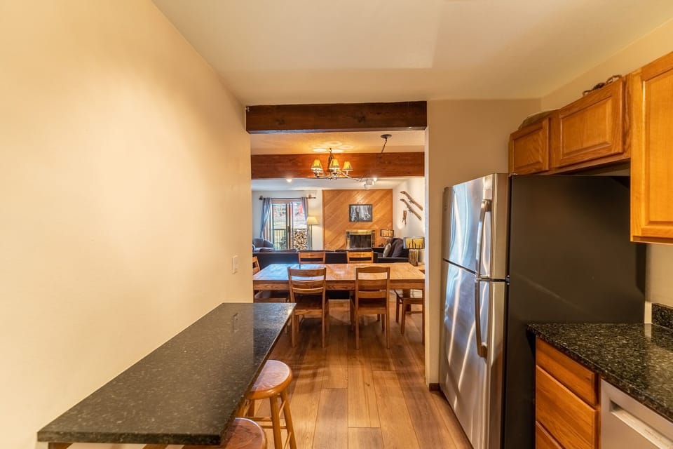 Full-sized kitchen.