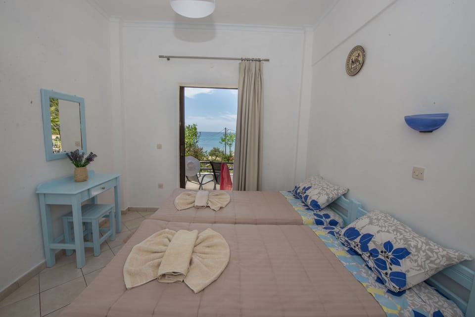 Spiros and Polyxeni Apartment 3 Afionas Bedroom