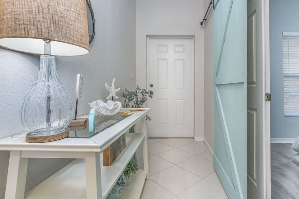 Your entrance to Botanical Breeze - in the heart of Naples, Florida