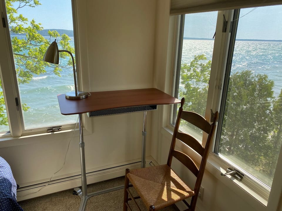 Master stand up desk. Converts to a sit down desk