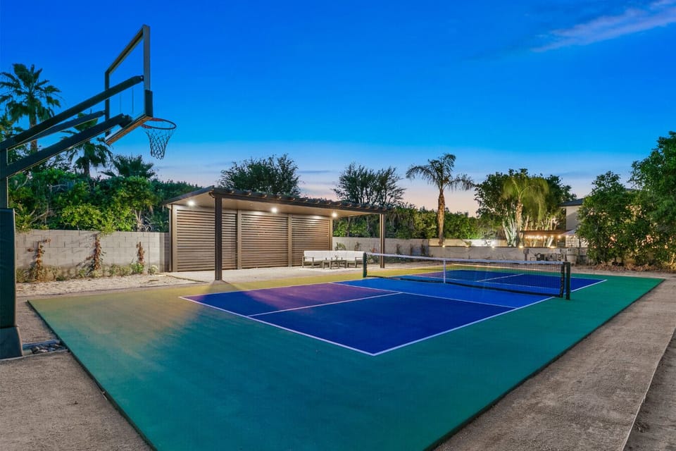 Sport court