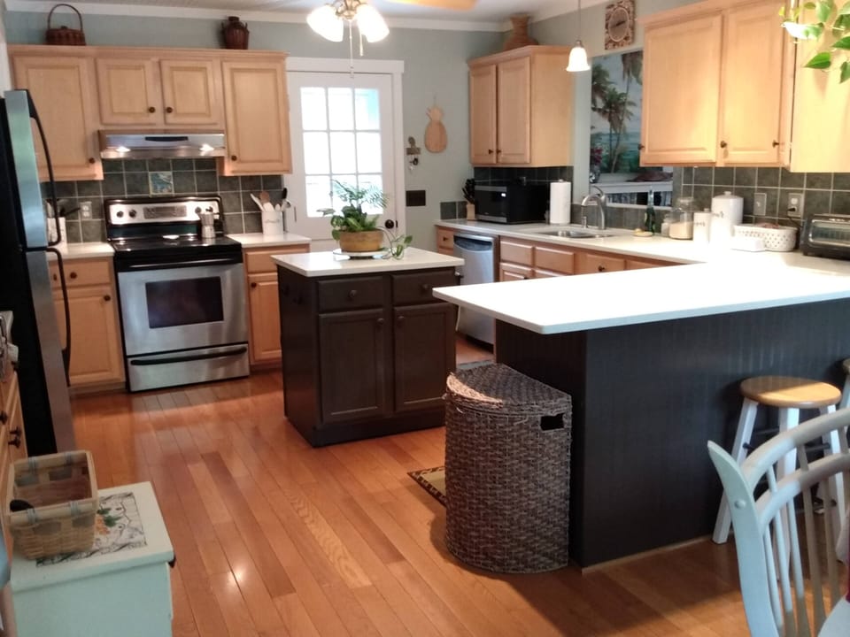 Fully equipped kitchen