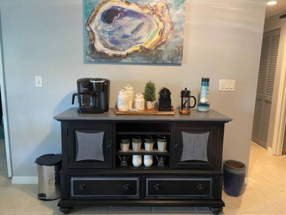 Coffee Hutch