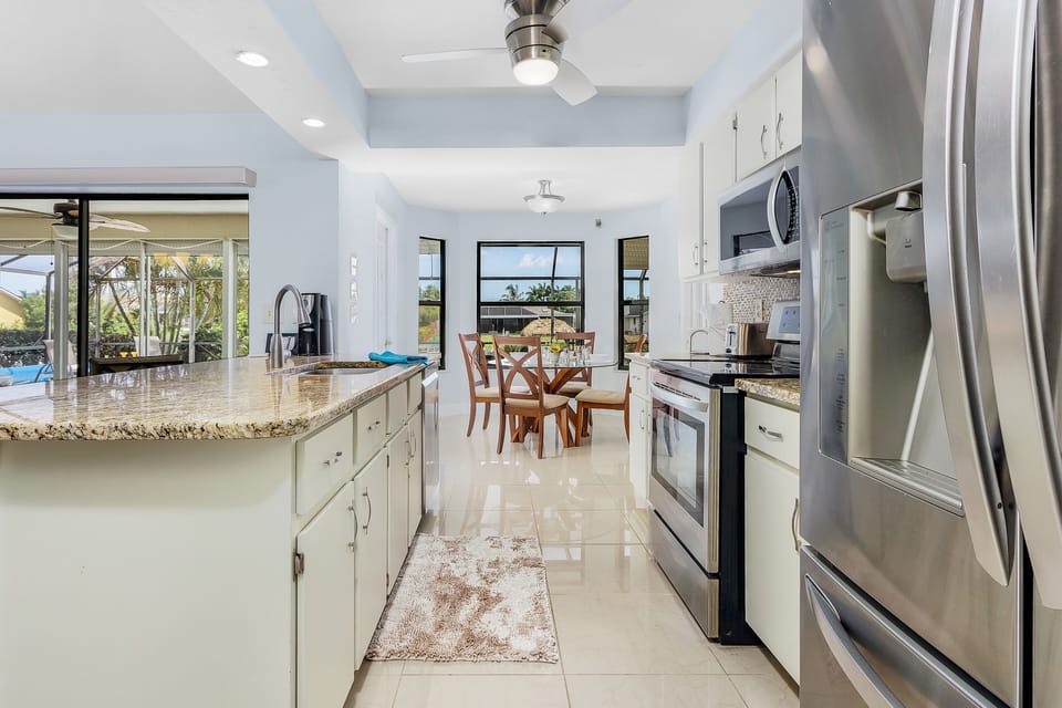 There is another breakfast nook area with room for 4 off the kitchen