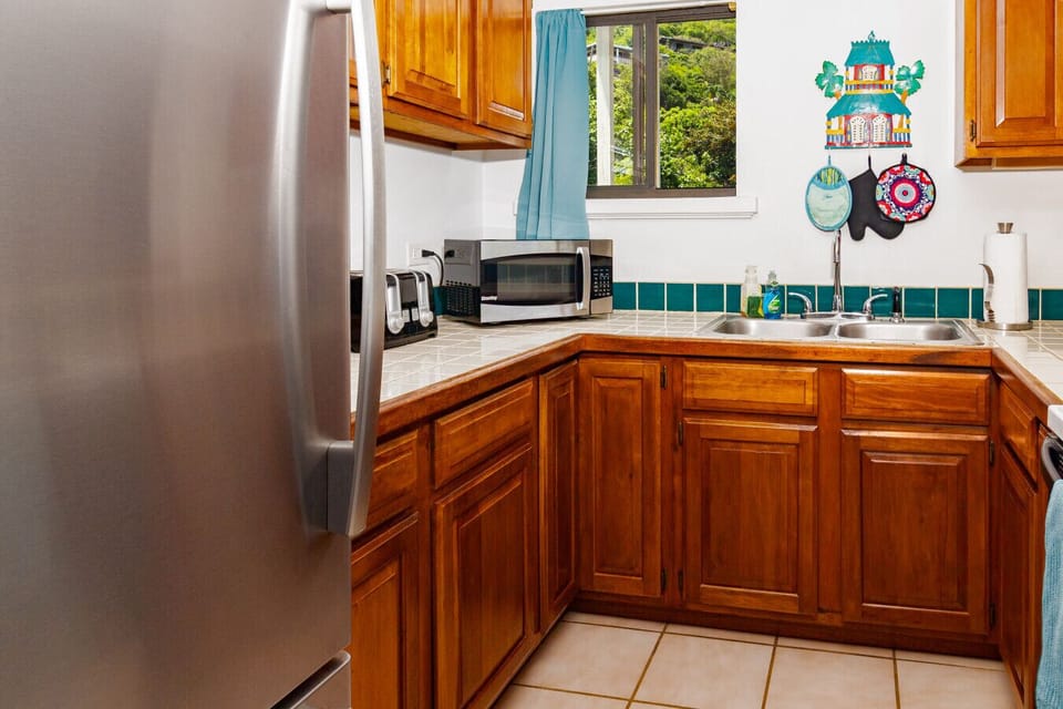 Fully stocked kitchen.