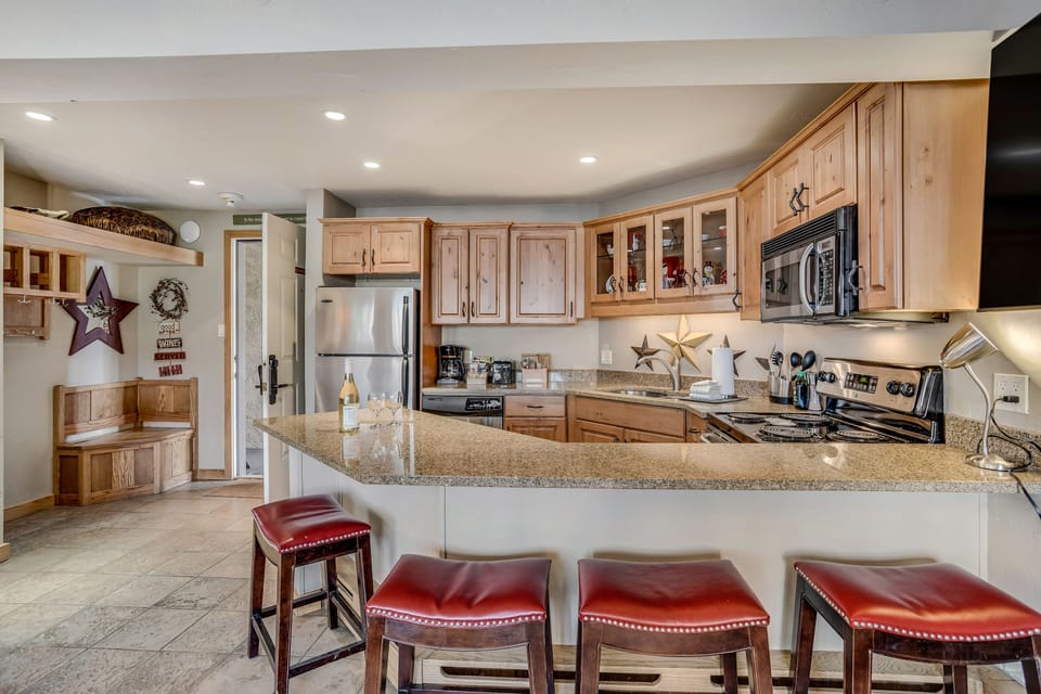 Counter dining area