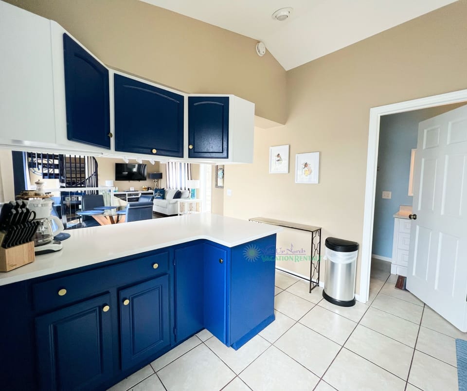 Kitchen, bathroom off kitchen. - Kitchen, bathroom off kitchen.