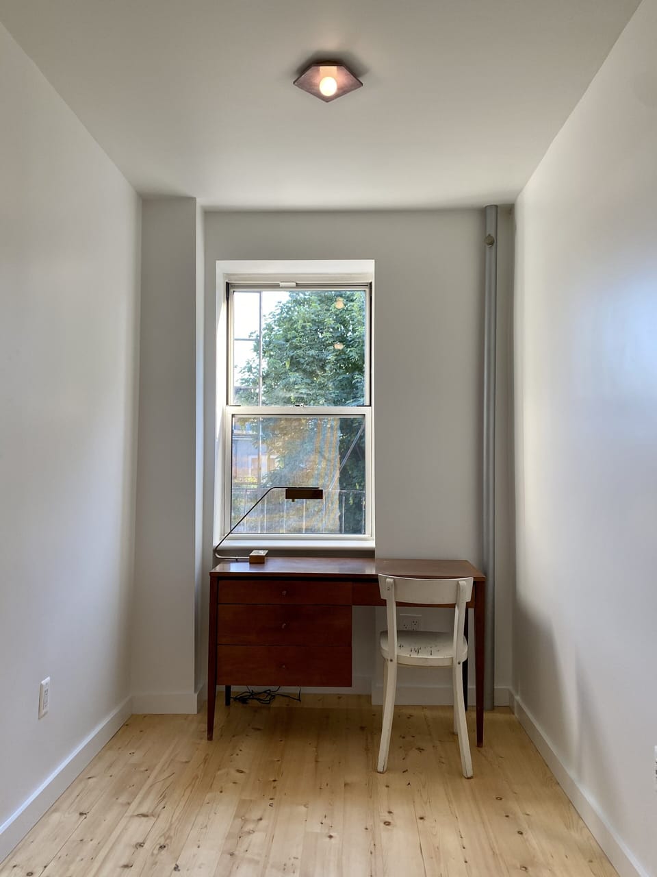 Top floor study or could be converted to 4th bedroom