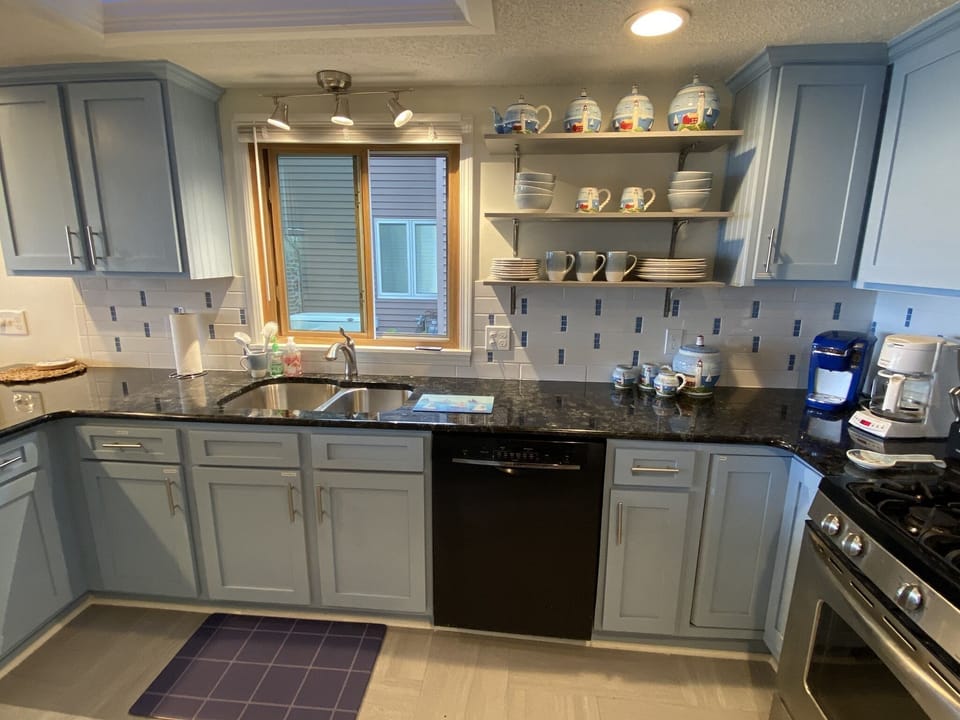 Plenty of space on our granite counters for cooking