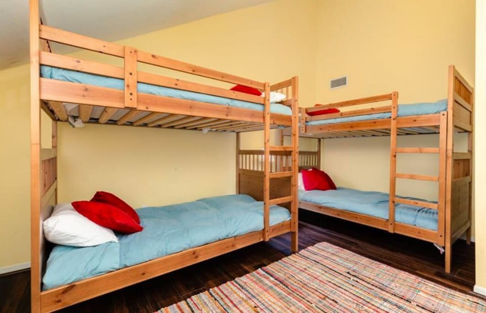 Upstairs bunk room