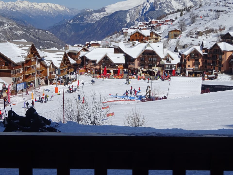 Snow and ski sports