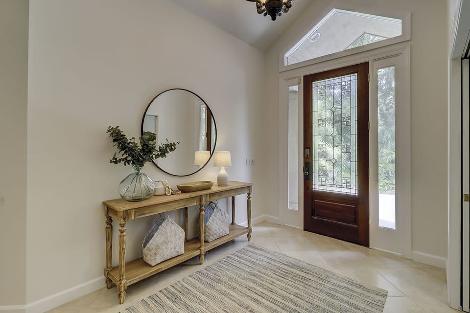 1 Sandhill Crane - Entryway
