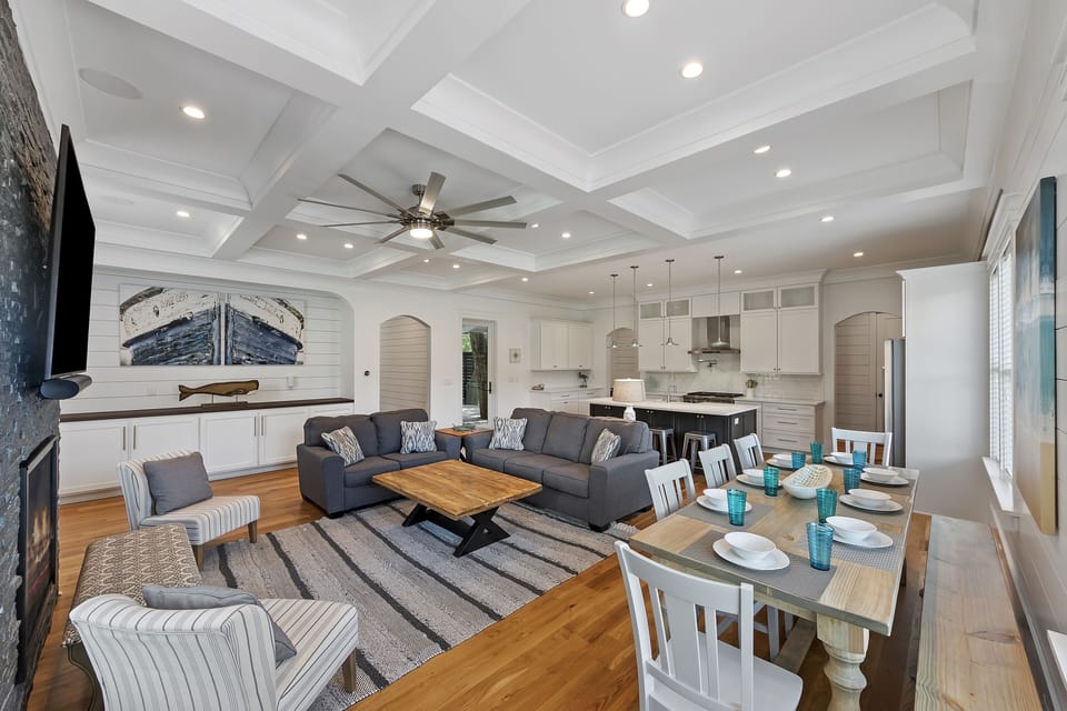 Living Room & Dining Table
