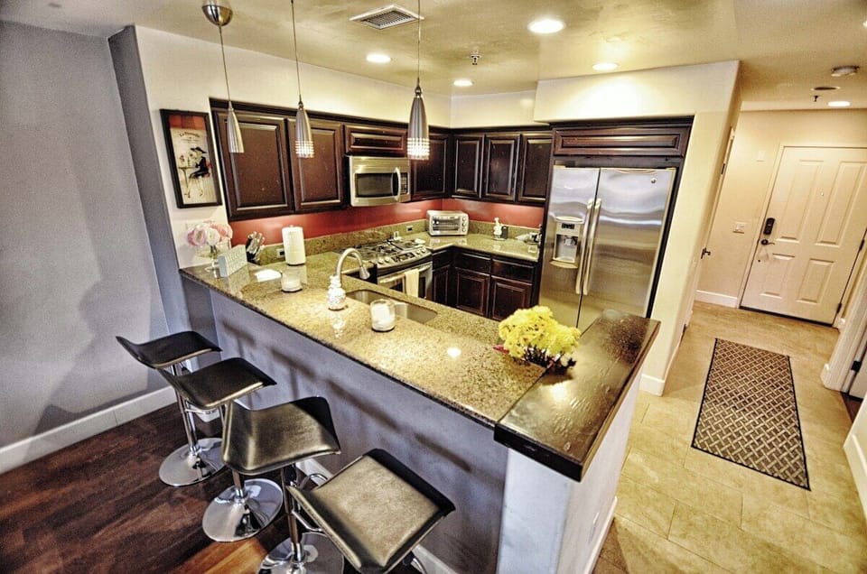 1st level front door entrance