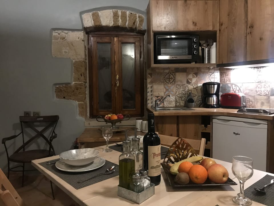 Fully equiped kitchen on the ground floor.