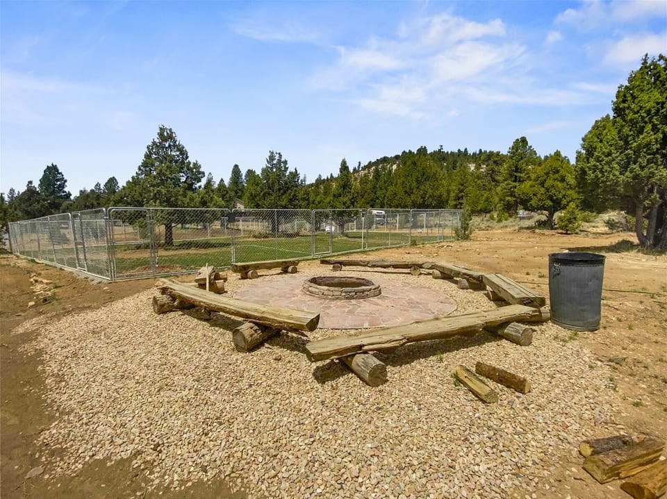 1621348612121knotty_pine__matthew@familytimevacationrentals_com00044_br