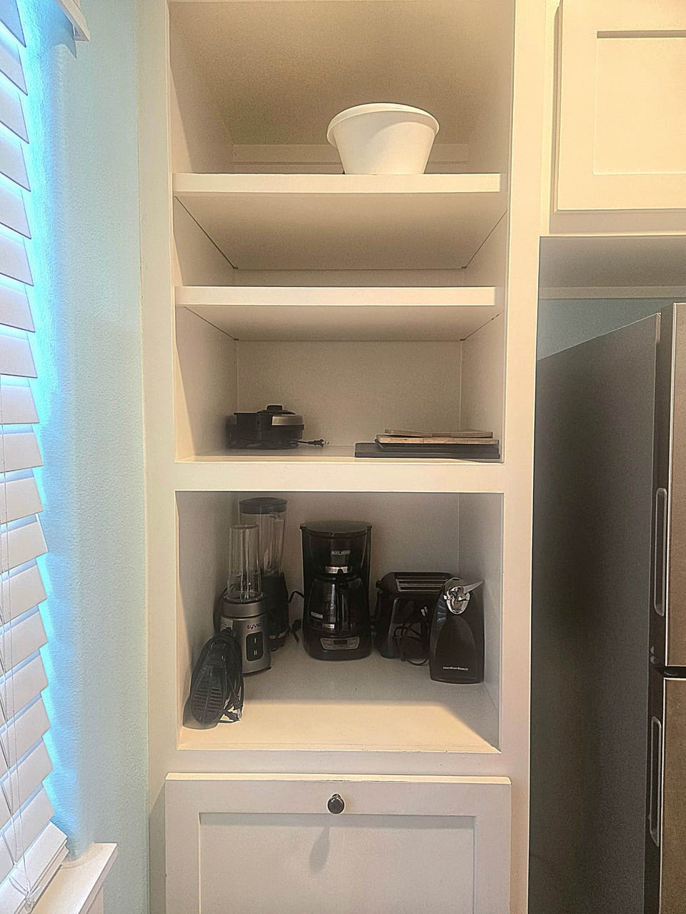 Blender, toaster, cutting boards and many more