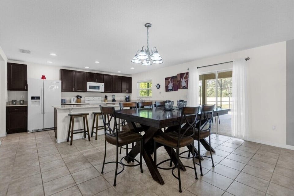 957EmeraldGreenCt6