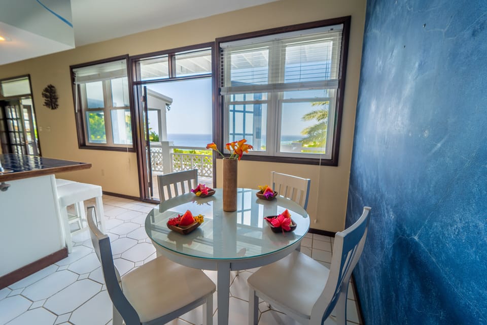 1st Dining Room with a view! - seats 4