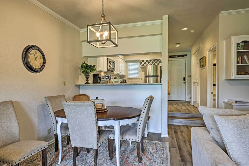 Dining Area | 1st Floor